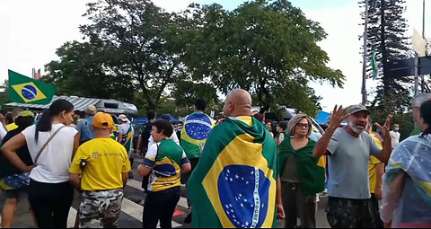 TV ESTRANGEIRA DA FRANÇA SENDO EXPULSA DO COMANDO MILITAR DO SUDESTE IBIRAPUERA=SP