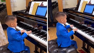 5year-old child prodigy mesmerizes with incredible piano performance