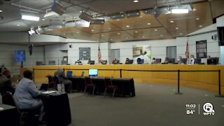 Palm Beach County school board members discuss whether or not to implement mask mandate