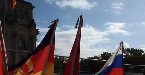LIED DER HEIMAT - deutscher Bundestag am Tag der Annexion der DDR 3. Oktober 2022