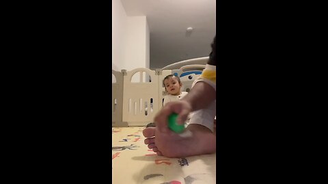 Baby_laughing_video