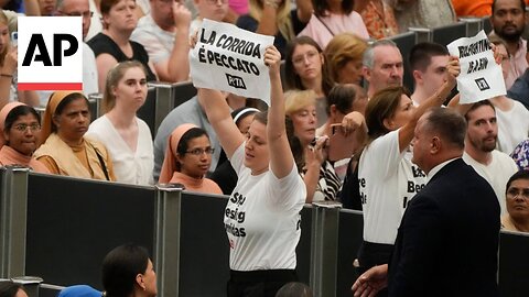 PETA activists interrupt Pope's audience, call for end to bullfighting