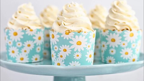 Perfect Gluten Free Vanilla Cupcakes | Soft, fluffy, and full of vanilla flavor!