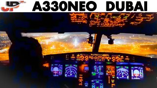 Piloting AIRBUS A330NEO into Dubai | Superb Night Views