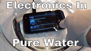 Is Everything Waterproof in Pure De-ionized Water? Charging Phone in Pure Water Test