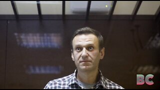 Navalny in ‘critical’ situation after possible poisoning