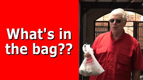 What's in the Bag?? - I Got Rea Some Special Vietnamese Food--- Can You Guess? (Lifestyle)