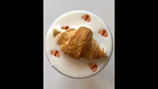 Croissant 🥐 cake