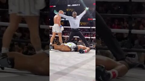 Jake Paul knocks out Tyron Woodly ICE COLD!🥶🥊