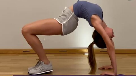 Cardio workout ,,teenager shows how, ballet girl, _0