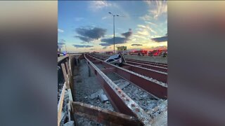 Wrong-way driver arrested after vehicle drove off I-43 and into steel construction beams