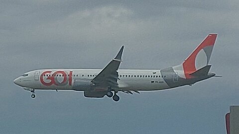 Boeing 737 MAX 8 PR-XMP vindo de Brasília para Manaus