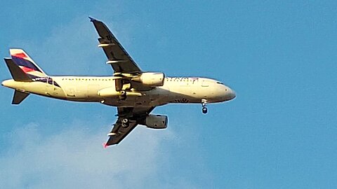 Airbus A320 PR-MYT vindo de Teresina para Fortaleza