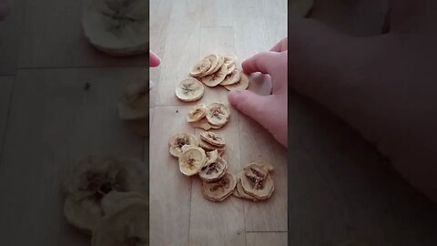 Crunchy or Sticky Dehydrated Banana Chips