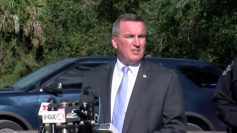 FBI holds news conference about Brian Laundrie search