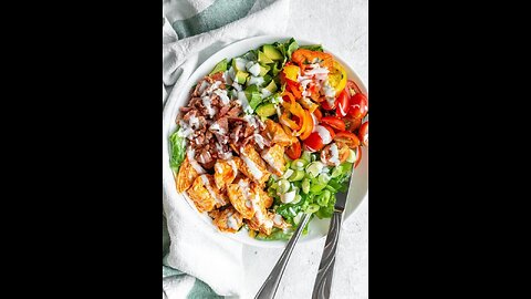 Keto Buffalo Chicken Bowl