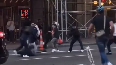 Illegal Aliens Get In An All Out Street Fight In Crime Infested Sanctuary New York City