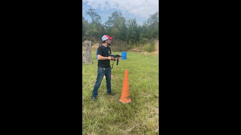 Shooting the US M3A1 "Grease Gun" - J&M Spec.