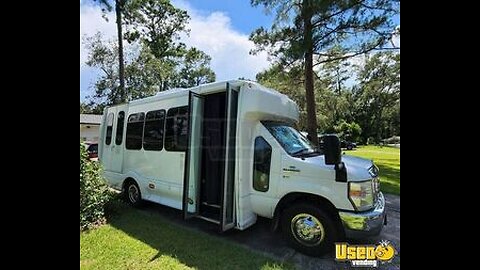 2013 Ford E450 Super Duty Video Game Bus with 2022 Interior Build-Out for Sale in Florida