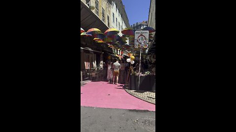 Pink street lisbon