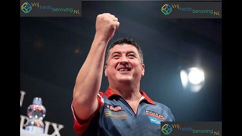 Profesioneel Darter Suljovic heeft gezondheids problemen door eerste Covid Injectie.