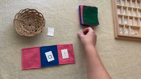 Creating A "Sensorial Impression of Syllables" Work for Montessori Classrooms (Primary & Elementary)