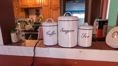 Deppon Vintage Farmhouse Canister Set, 4-Piece Stainless Steel Food Storage Container, White