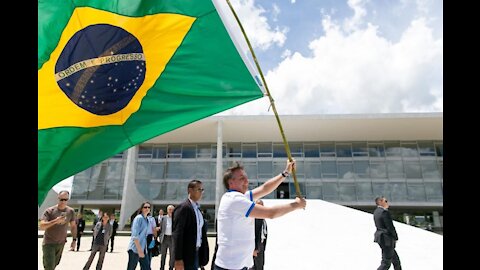 Bolsonaro motorbike parade in São Paulo. AMAZING! Main stream media in panic!