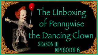 Unboxing of Pennywise the Dancing Clown - Bobblehead