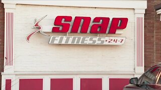 SNAP Fitness in East Aurora, Orchard Park tells members it's open on the "downlow"