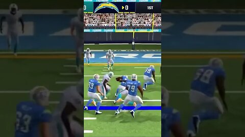 Dolphins DT Christian Wilkins Tackle Gameplay - Madden NFL 24 Mobile Football