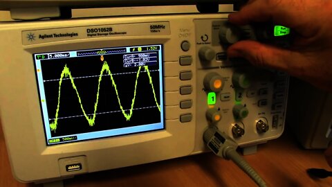 EEVblog #310 - Cheap Siglent and Agilent scopes