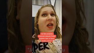 JAK VYJE*AT s REVIZOREM/PRŮVODČÍM ve VLAKU!? / LIFEHACK! #funny #shorts #tiktok