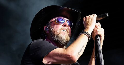 Country music singer Colt Ford reportedly suffers a heart attack