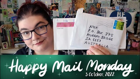 Happy Mail Monday – Zine Cat Shenanigans Edition