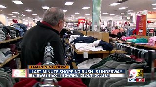 Last-minute shopping rush is underway