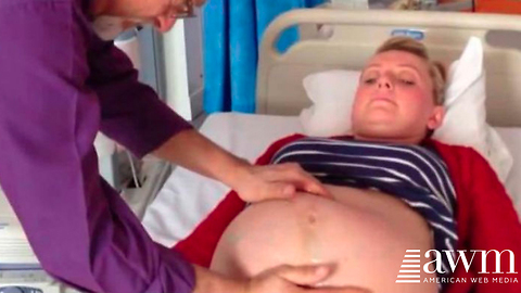 Doctor Grabs Pregnant Woman’s Belly And Squeezes Hard, Worked Better Than I Imagined