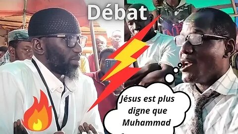 🔥Débat🔥💢 un pasteurs défi oustaz Diane en débat religieux devant une mosquée 🕌