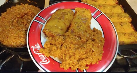 Cheaters Enchiladas 🌯 $5 Feeds 4 🍚🍲Easy Homemade Enchilada Sauce & Rice
