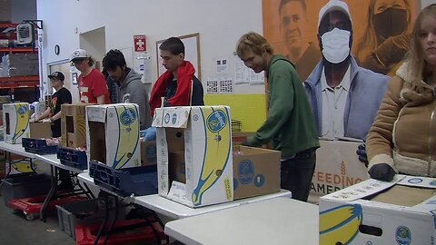 Bread Packing Volunteers