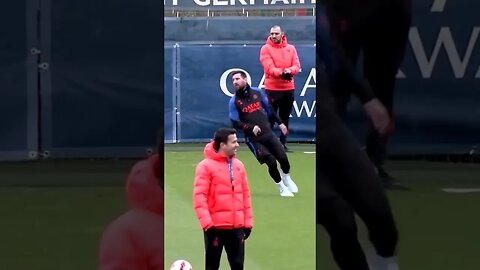 Lionel messi has returned to training at the PSG team #psg #paris #lionelmessi #messi #training