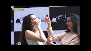 Shraddha Kapoor with Family Celebrated her Aunt Padmini Kolhapure's Birthday | SpotboyE