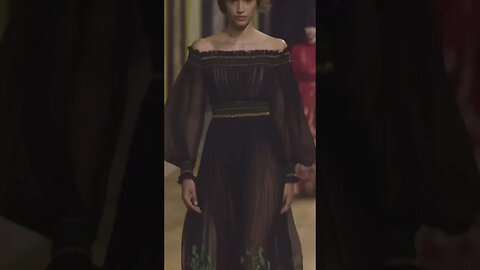 DIOR Haute Couture Autumn/Winter 2022-2023 Runway Collection