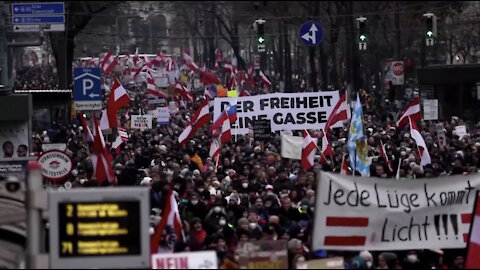 Austria: Tens of Thousands Protest Covid-Tyranny And Call For Early Treatment Instead of Shots