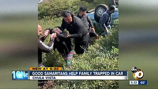 Good Samaritans help family trapped in car