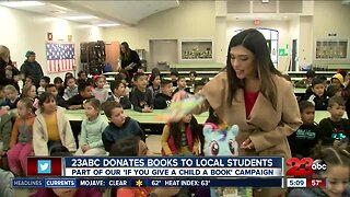 23ABC donates hundreds of books to local students