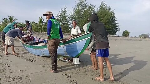 Placing the Boat Higher Will Be Safer From Storm Winds