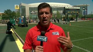 Packers put on full pads during day 3 of training camp