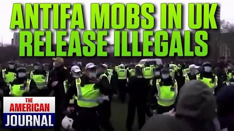 UK Leftists Force Police To Free Illegal Immigrants In Antifa Flash Mob