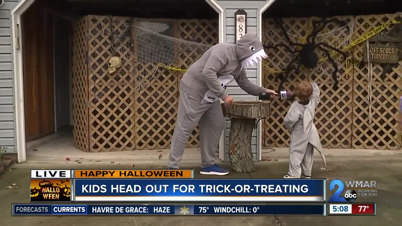 Kids head out for trick-or-treating